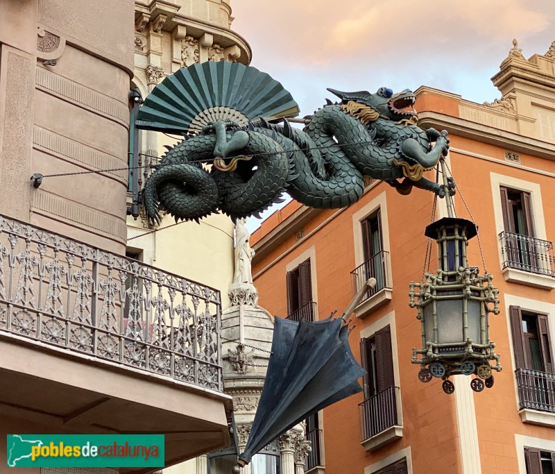 Barcelona - Casa Bruno Cuadros (Foto: Albert Esteves, 2022) Barcelona - Casa Bruno Cuadros