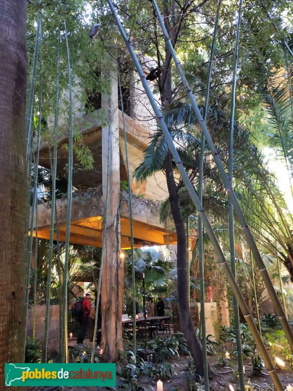 Sant Just Desvern - Taller d'Arquitectura - Fàbrica Sansón (Foto: Anna Corcoll, 2022) Sant Just Desvern - Taller d'Arquitectura - Fàbrica Sansón