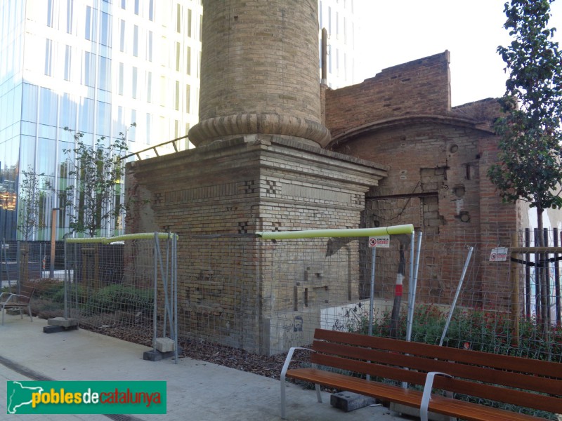 Barcelona - Xemeneia de Tallada i Lora (Foto: Sergi Suárez, 2022) Barcelona - Xemeneia de Tallada i Lora