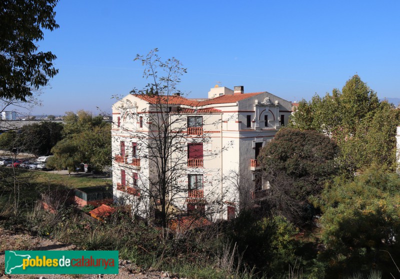 Montmeló - Casal de les Tres Creus (Foto: Albert Esteves, 2022) Montmeló - Casal de les Tres Creus