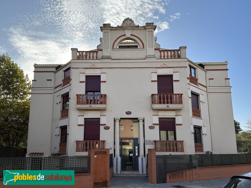 Montmeló - Casal de les Tres Creus (Foto: Albert Esteves, 2022) Montmeló - Casal de les Tres Creus