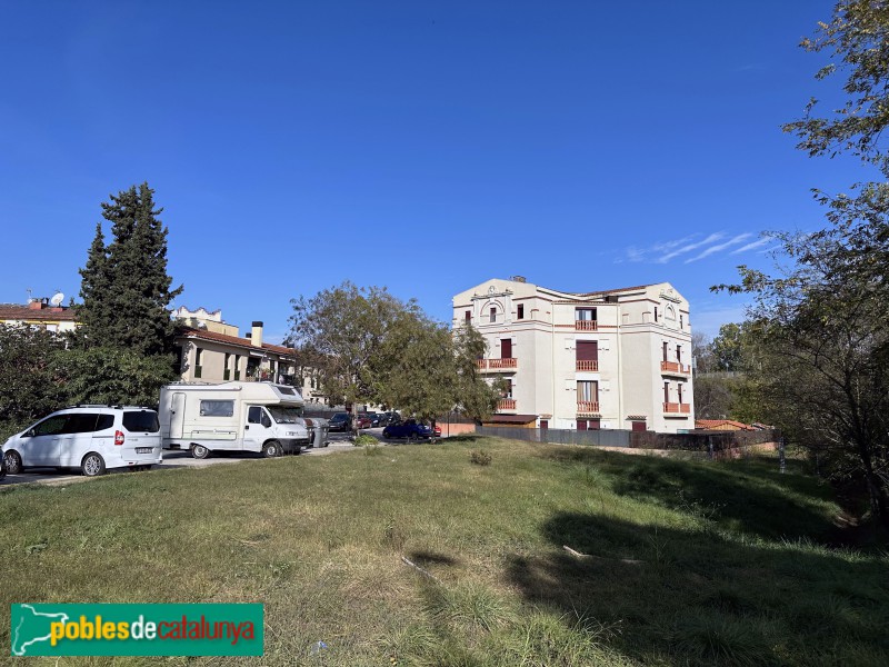 Montmeló - Casal de les Tres Creus (Foto: Albert Esteves, 2022) Montmeló - Casal de les Tres Creus