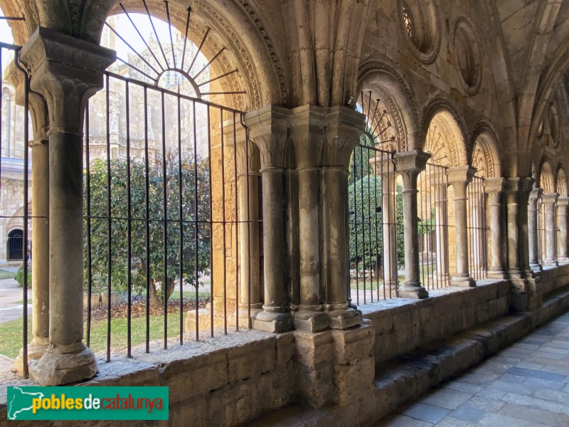 Tarragona - Catedral. Claustre (Foto: Albert Esteves, 2022) Tarragona - Catedral. Claustre