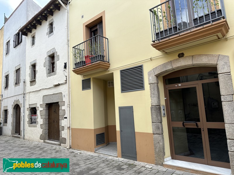 Cardedeu - Cases del carrer Hospital (Foto: Albert Esteves, 2022) Cardedeu - Cases del carrer Hospital