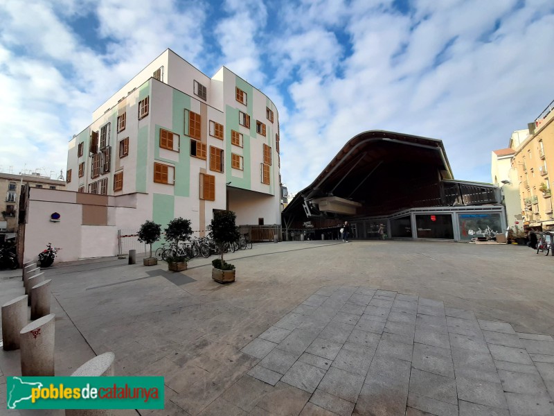 Barcelona - Habitatges socials de Santa Caterina (Foto: Sergi Suárez, 2022) Barcelona - Habitatges socials de Santa Caterina