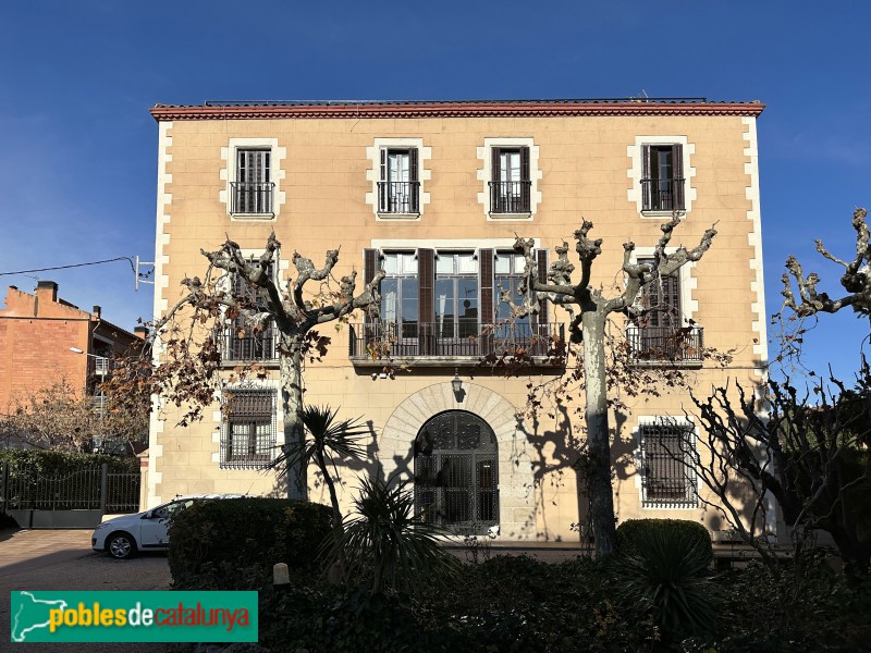Cardedeu - Casa Nova (Convent de les monges) (Foto: Albert Esteves, 2022) Cardedeu - Casa Nova (Convent de les monges)