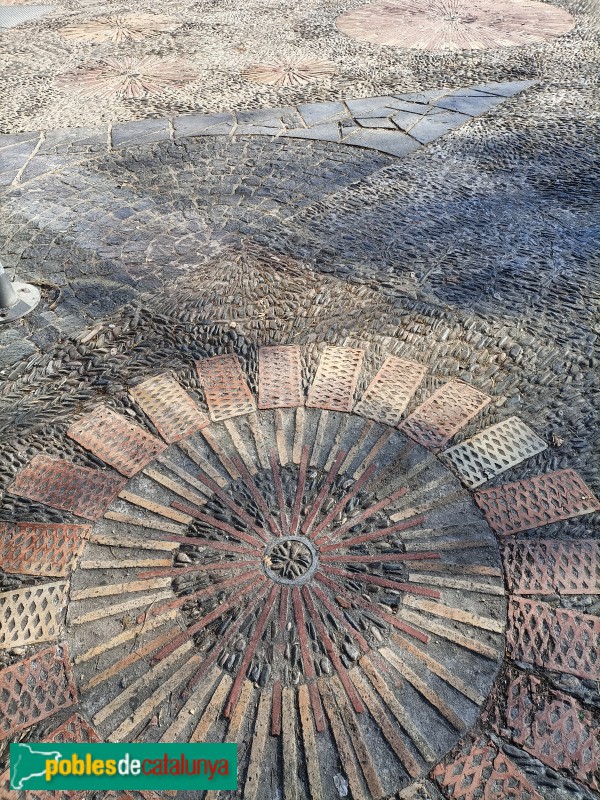 Barcelona - Mirador de l'Alcalde. Paviment (Foto: Anna Corcoll, 2023) Barcelona - Mirador de l'Alcalde. Paviment