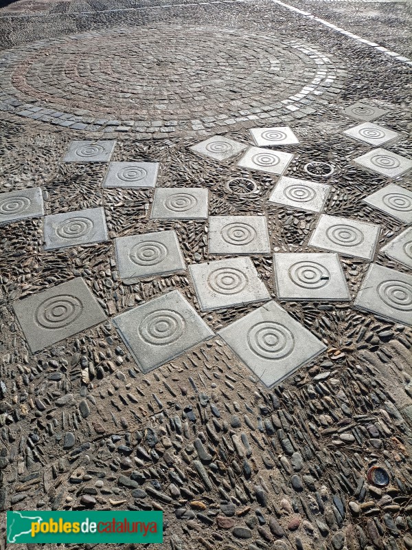 Barcelona - Mirador de l'Alcalde. Paviment (Foto: Anna Corcoll, 2023) Barcelona - Mirador de l'Alcalde. Paviment