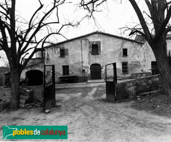 Canovelles - Can Canyelles (Foto: Carmen Lara -invarquit.cultura.gencat.cat-, 1984) Canovelles - Can Canyelles