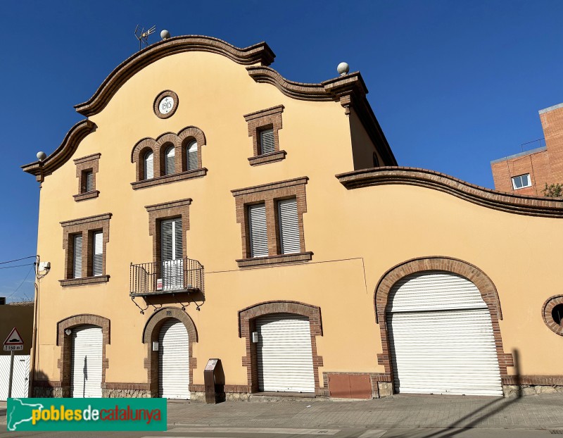 El Papiol - Avinguda Generalitat, 72 (Foto: Albert Esteves, 2023) El Papiol - Avinguda Generalitat, 72