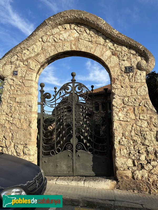 El Papiol - Casa Bou (Foto: Albert Esteves, 2023) El Papiol - Casa Bou