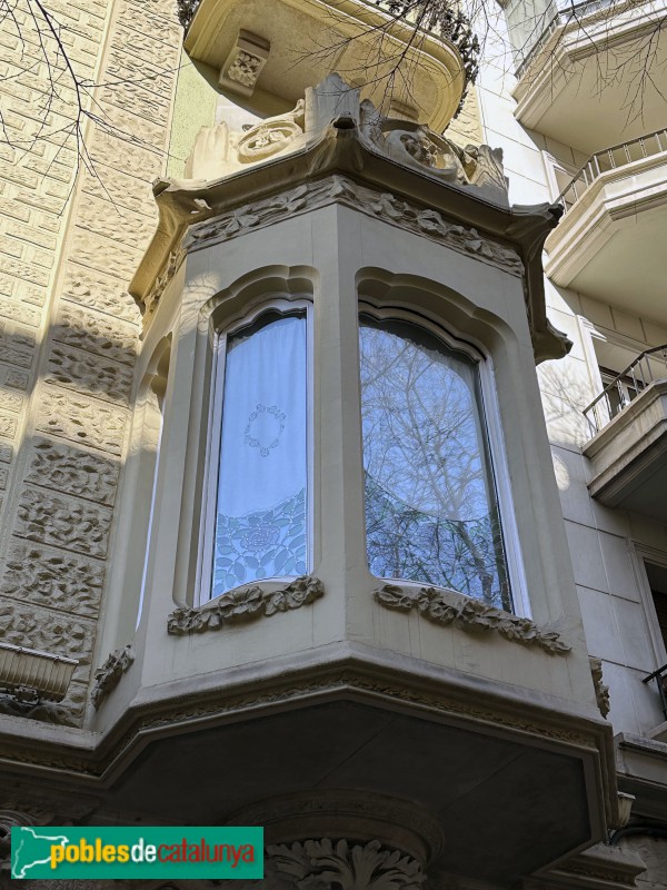 Barcelona - València, 213 (Foto: Albert Esteves, 2023) Barcelona - València, 213