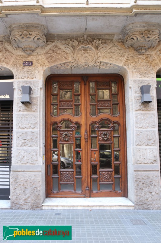 Barcelona - València, 213 (Foto: Albert Esteves, 2023) Barcelona - València, 213