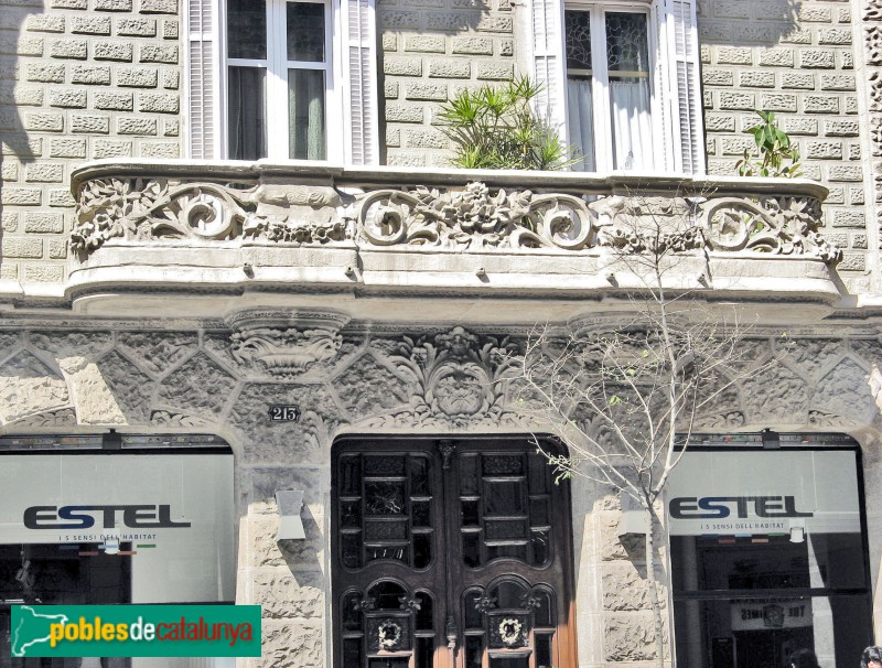 Barcelona - València, 213 (Foto: Albert Esteves, 2008) Barcelona - València, 213