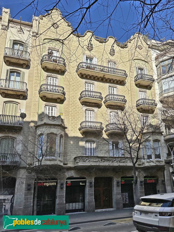 Barcelona - València, 213 (Foto: Albert Esteves, 2023) Barcelona - València, 213