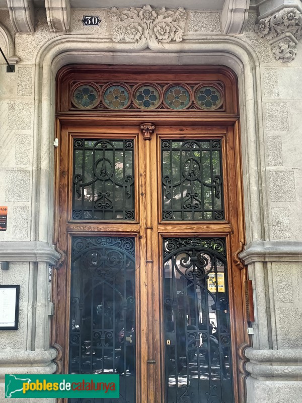 Barcelona - Enric Granados, 30 (Foto: Anna Corcoll, 2022) Barcelona - Enric Granados, 30