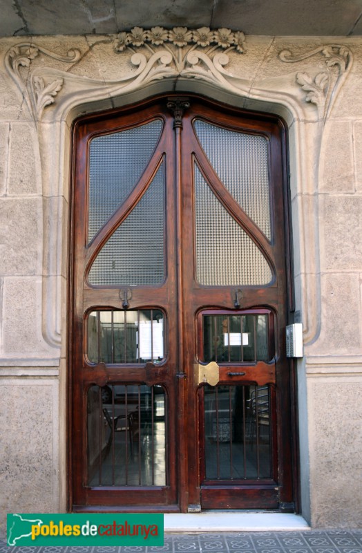 Barcelona - Villarroel,159 (Foto: Albert Esteves, 2023) Barcelona - Villarroel,159