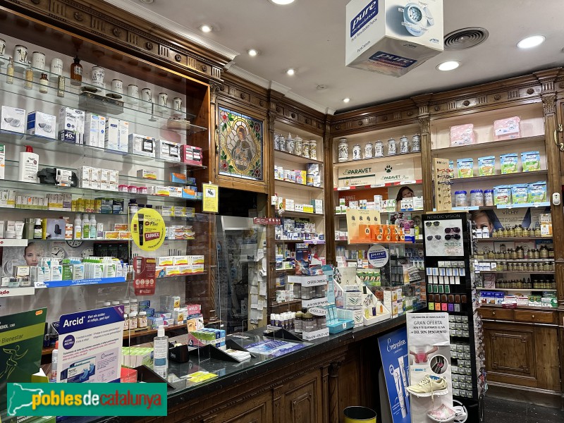 Barcelona - Farmàcia Vintró (Ara Higueras-Álvarez) (Foto: Albert Esteves, 2023) Barcelona - Farmàcia Vintró (Ara Higueras-Álvarez)