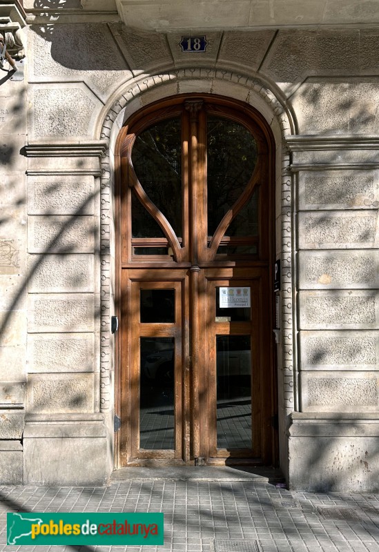 Barcelona - Urgell, 18 (Foto: Albert Esteves, 2023) Barcelona - Urgell, 18