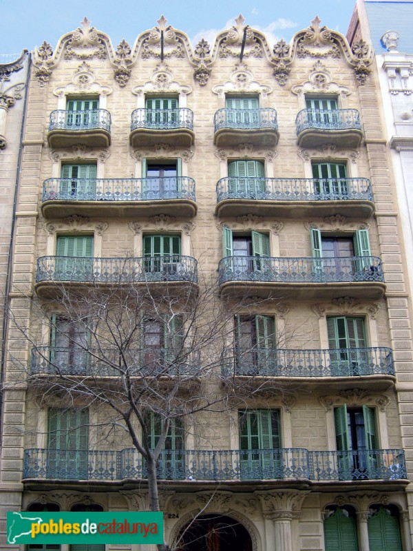 Barcelona - Còrsega, 224 (Foto: Albert Esteves, 2008) Barcelona - Còrsega, 224