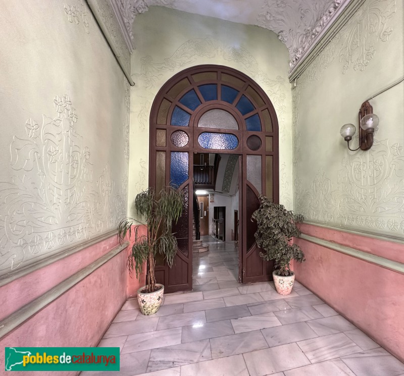 Barcelona - Còrsega, 224 (Foto: Albert Esteves, 2023) Barcelona - Còrsega, 224