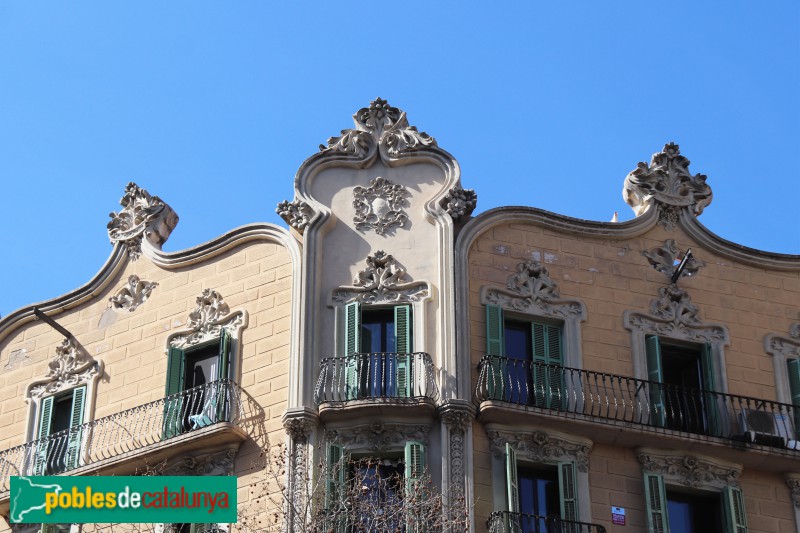 Barcelona - Còrsega, 221 / Muntaner, 171 (Foto: Albert Esteves, 2023) Barcelona - Còrsega, 221 / Muntaner, 171