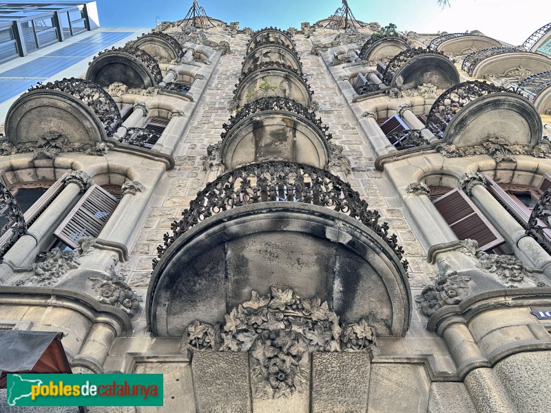 Barcelona - París, 182 (Foto: Albert Esteves, 2023) Barcelona - París, 182