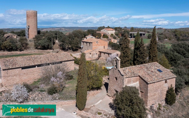 Els Prats de Rei - Castell i església de la Manresana (Foto: Francesc Vidal-Barraquer) Els Prats de Rei - Castell i església de la Manresana