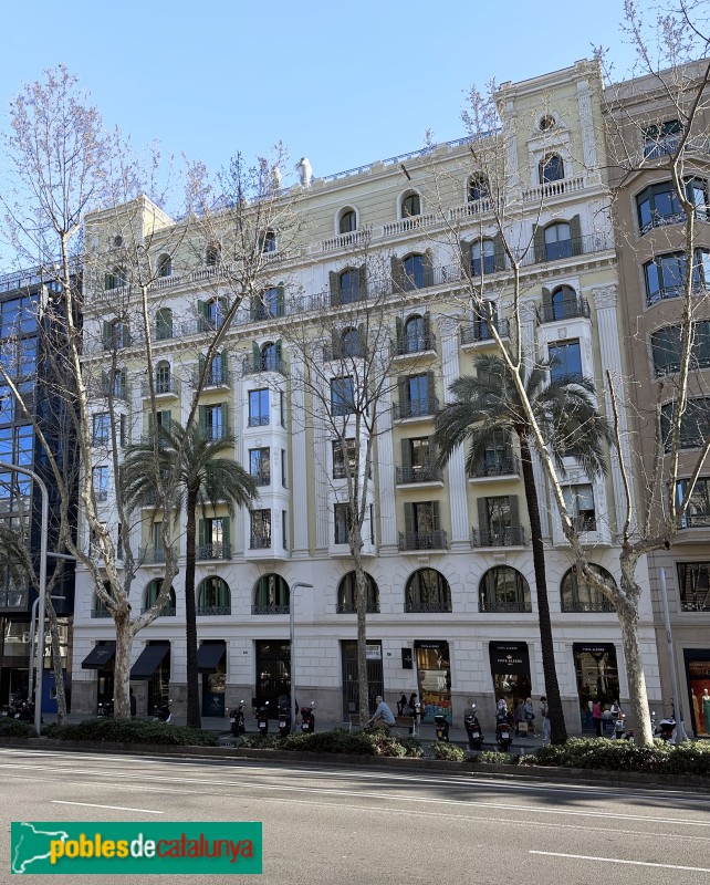 Barcelona - Diagonal, 465-467 (Foto: Albert Esteves, 2023) Barcelona - Diagonal, 465-467