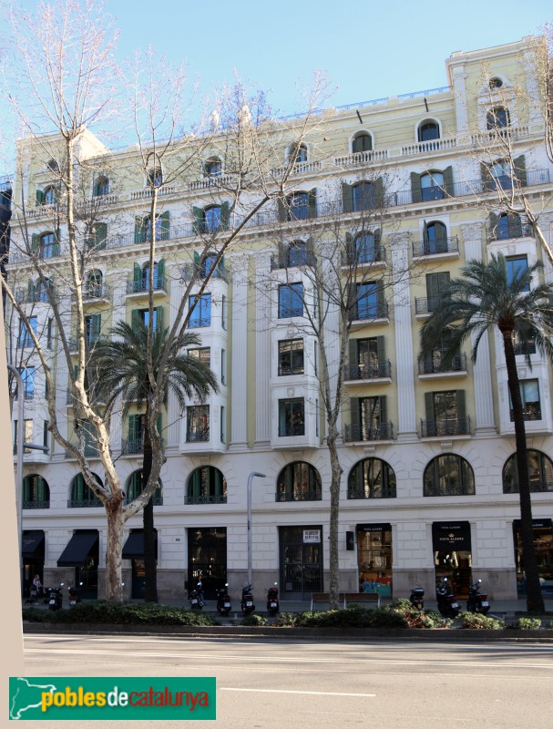 Barcelona - Diagonal, 465-467 (Foto: Albert Esteves, 2023) Barcelona - Diagonal, 465-467