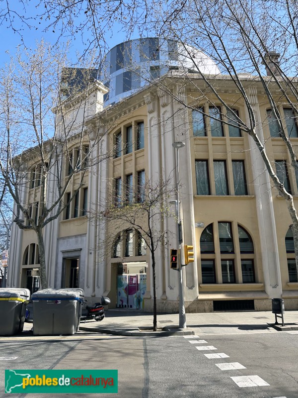 Barcelona - Fàbrica Bayer (Foto: Albert Esteves, 2023) Barcelona - Fàbrica Bayer