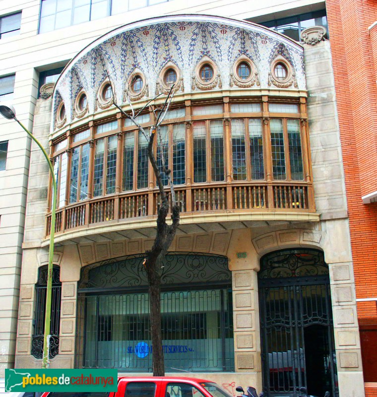 Barcelona - Calàbria, 191-193 (Foto: Valentí Pons, 2003) Barcelona - Calàbria, 191-193