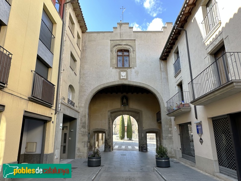 Centelles - Portal Nou (Foto: Albert Esteves, 2023) Centelles - Portal Nou