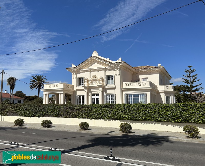 Sitges - Casa Josep Freixa (Foto: Albert Esteves, 2023) Sitges - Casa Josep Freixa