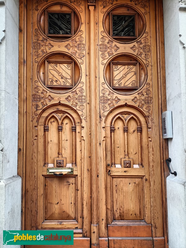 Barcelona - Balmes, 11. Porta (Foto: Anna Corcoll, 2022) Barcelona - Balmes, 11. Porta