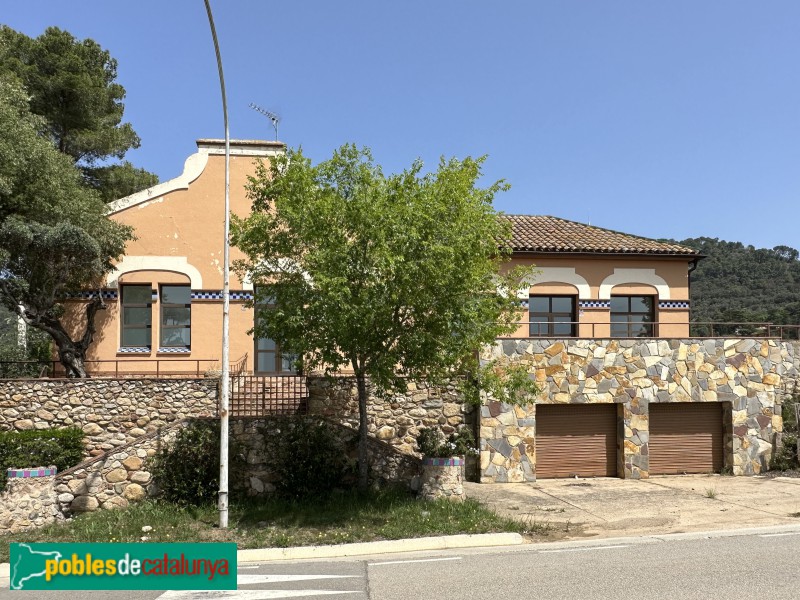 Cànoves i Samalús - Escoles de Samalús (Foto: Albert Esteves, 2023) Cànoves i Samalús - Escoles de Samalús