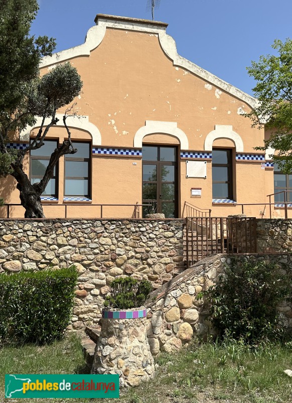 Cànoves i Samalús - Escoles de Samalús (Foto: Albert Esteves, 2023) Cànoves i Samalús - Escoles de Samalús