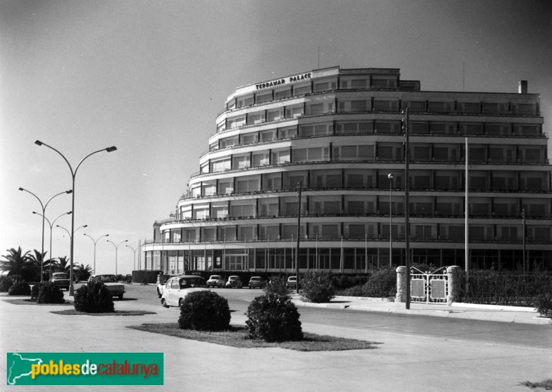 Sitges - Hotel Terramar (Foto: Família Cuyàs. Institut Cartogràfic i Geològic de Catalunya, c1960/70) Sitges - Hotel Terramar