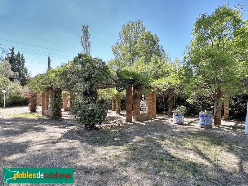 San Esteve Sesrovires - Ca n'Amat. Jardí