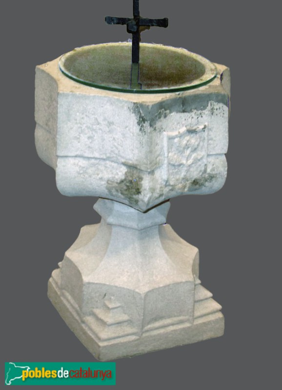 Campins - Església de Sant Joan. Pica baptismal del segle XVI Campins - Església de Sant Joan. Pica baptismal del segle XVI