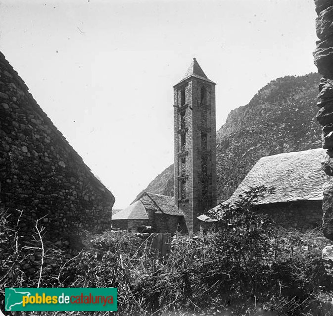 Església de Santa Eulàlia d'Erill la Vall (Foto: <i>Josep Salvany -Fons Salvany, Biblioteca de Catalunya-</i>, 1920) Església de Santa Eulàlia d'Erill la Vall