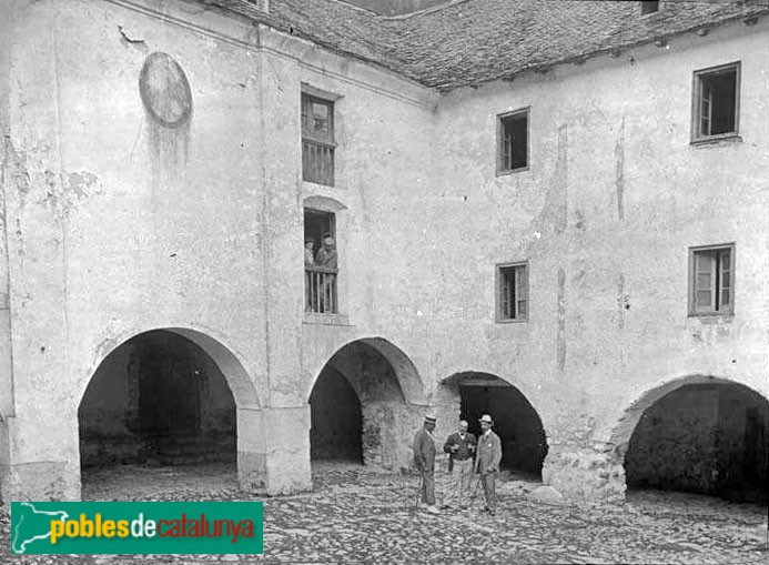 Boí - Balneari de Caldes de Boí (Foto: Anònima -Arxiu Fotogràfic Centre Excursionista de Catalunya-, 1895-1916) Boí - Balneari de Caldes de Boí