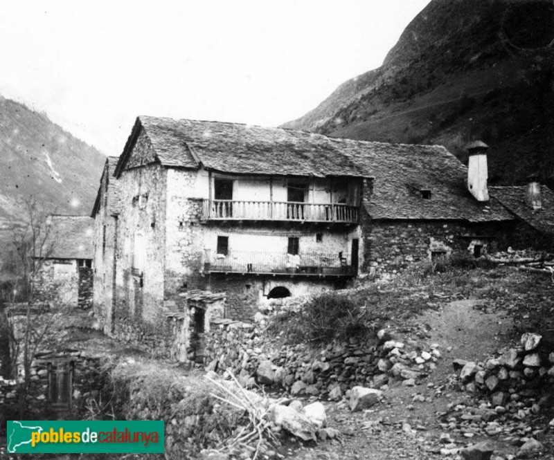 Boí - Ca de Casòs (Foto: Anònima -Arxiu Fotogràfic Centre Excursionista de Catalunya-, inicis segle XX) Boí - Ca de Casòs