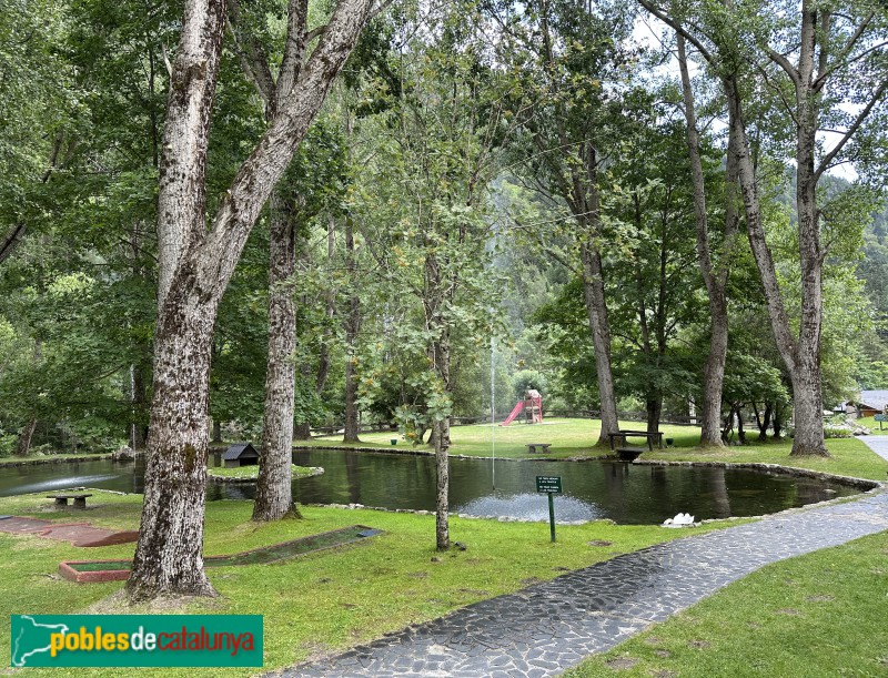 Boí - Caldes de Boí. Fonts i jardins (Foto: Albert Esteves, 2023) Boí - Caldes de Boí. Fonts i jardins