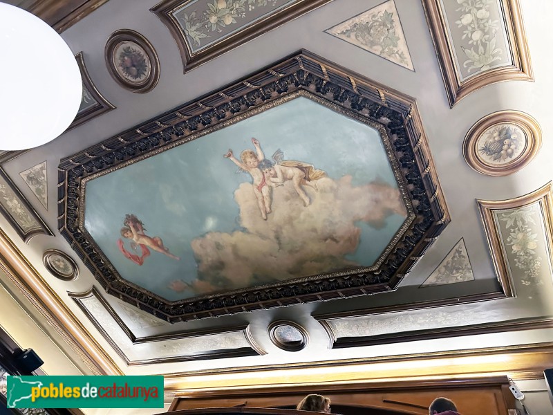 Barcelona - Antiga Xarcuteria Mumbrú (Foto: Albert Esteves, 2023) Barcelona - Antiga Xarcuteria Mumbrú