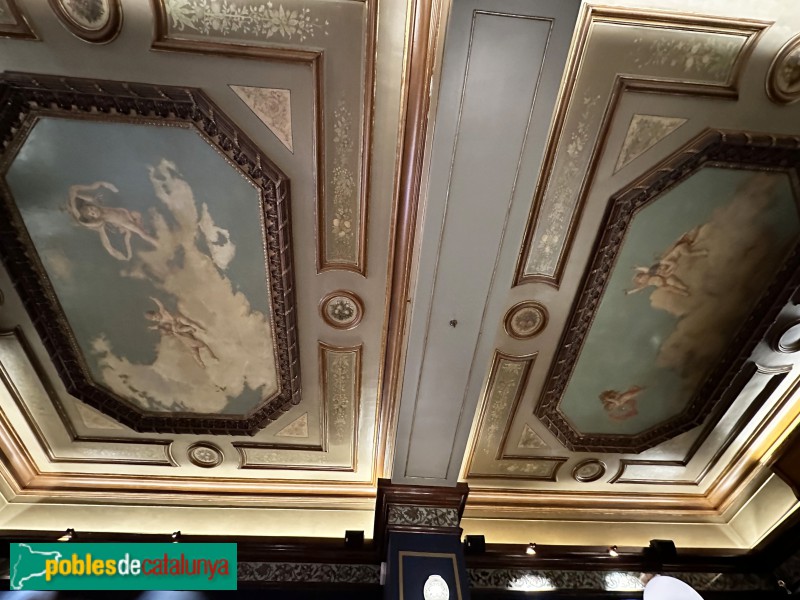 Barcelona - Antiga Xarcuteria Mumbrú (Foto: Albert Esteves, 2023) Barcelona - Antiga Xarcuteria Mumbrú