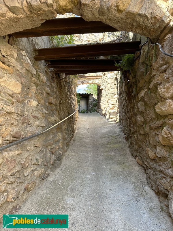 Perves - Nucli antic (Foto: Albert Esteves, 2023) Perves - Nucli antic