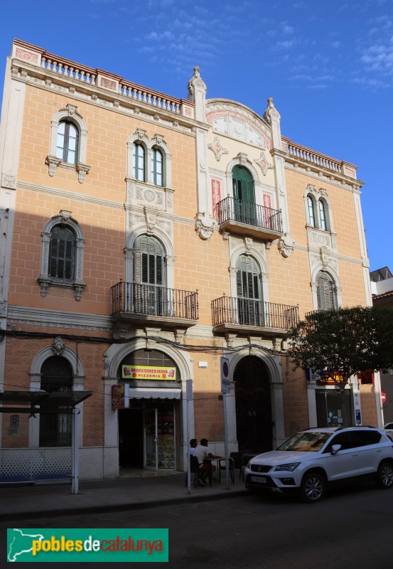 Amposta - Casa Josep Fàbregas (Foto: Albert Esteves, 2023) Amposta - Casa Josep Fàbregas