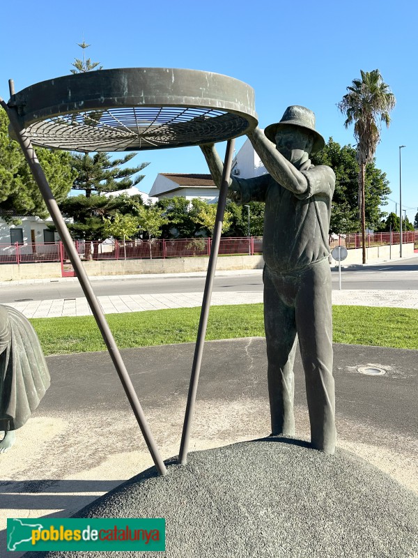 Amposta - Escultura <i>L'Erer</i> (Foto: Albert Esteves, 2023) Amposta - Escultura <i>L'Erer</i>