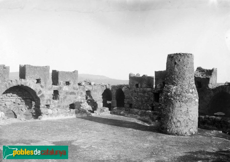 Amposta - Torre de la Carrova. Terrat (Foto: <i>Josep Massot -Arxiu Fotogràfic Centre Excursionista de Catalunya-</i>, 1909) Amposta - Torre de la Carrova. Terrat